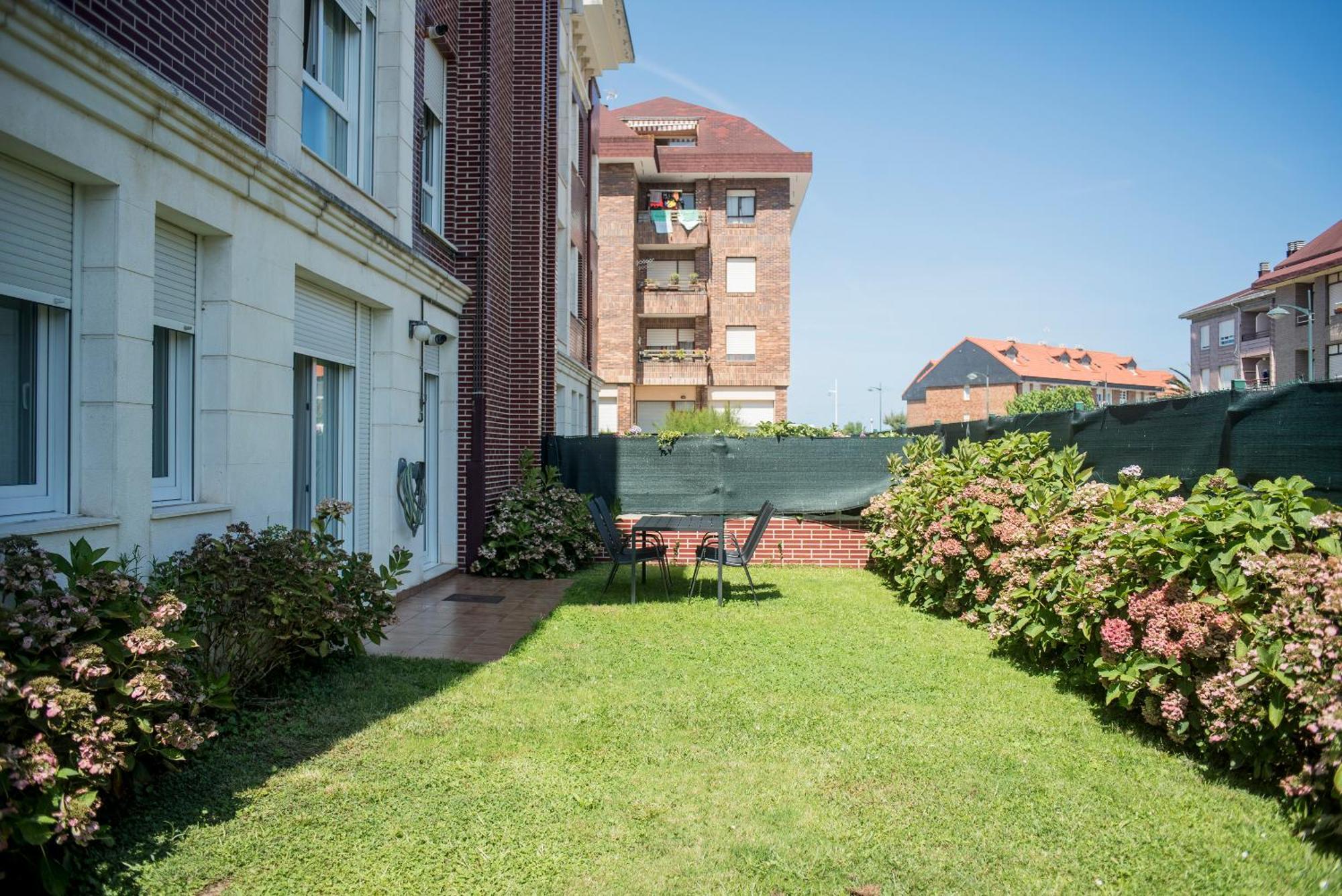 Apartamentos Somo Exteriör bild